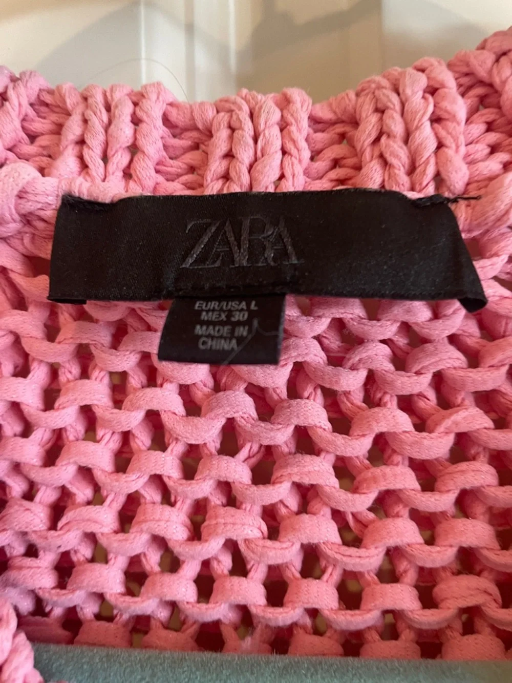 Zara Cable-Knit Sleeveless Cardigan in Soft Pink - Picture 2 of 9